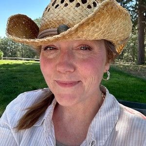 Meet your Posher, Karey